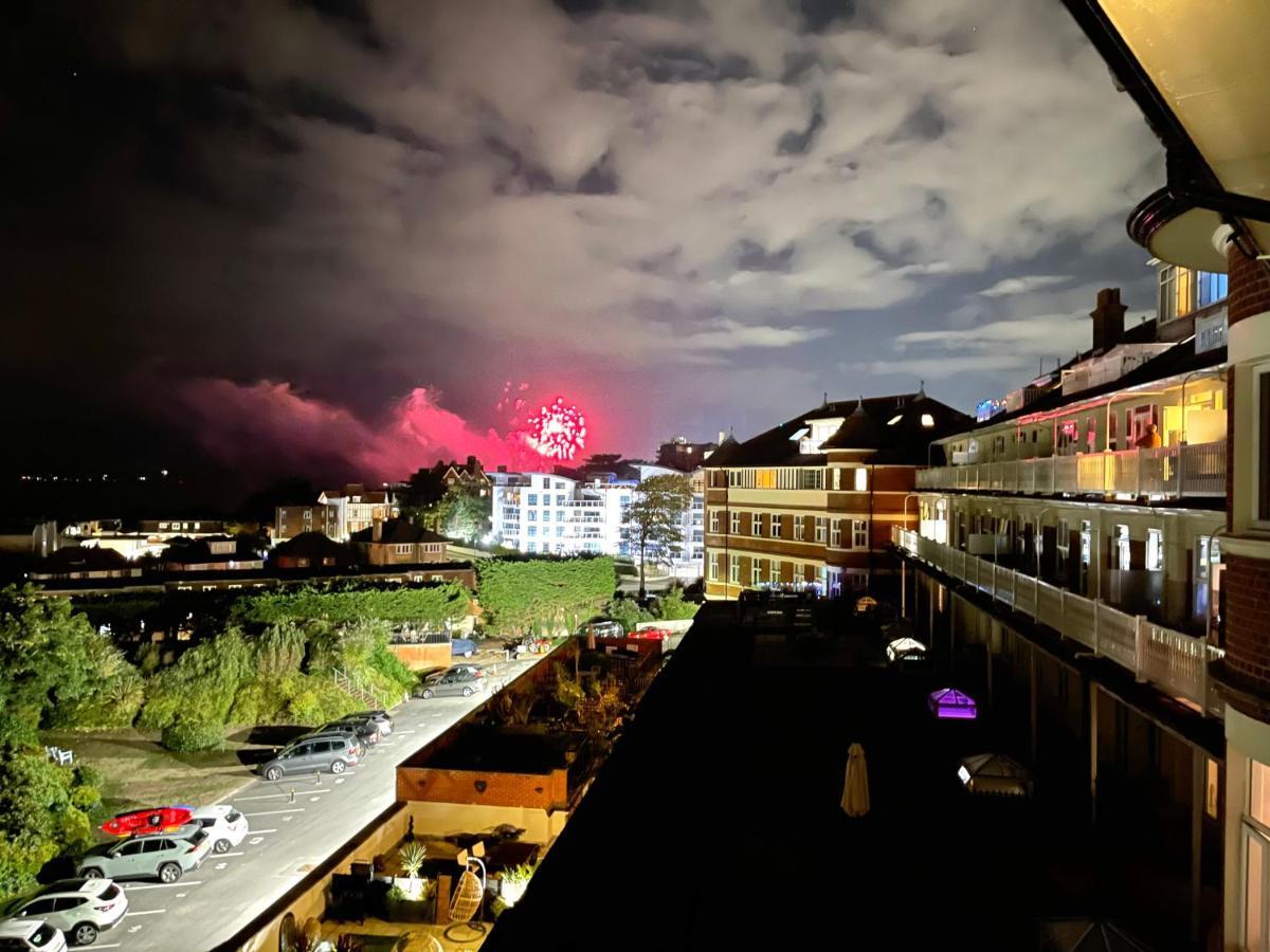 Sea View Family Stay By Beach Gym & Parking Bournemouth Exterior foto