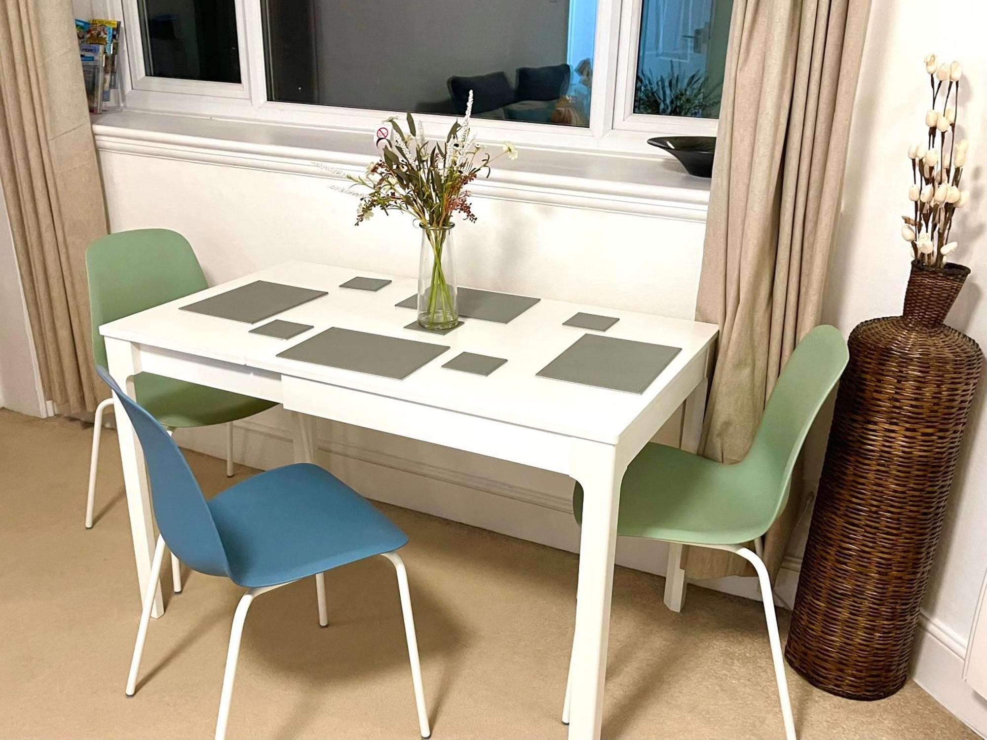 Sea View Family Stay By Beach Gym & Parking Bournemouth Exterior foto